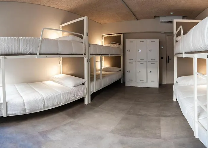 Lamia Bbk Women Hostel-solo Mujeres ホステル