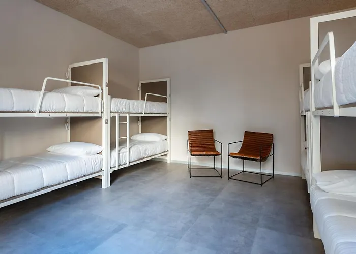 Lamia Bbk Women Hostel-solo Mujeres Ostello *