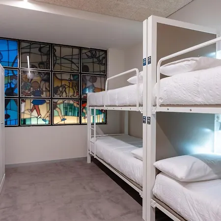 Хостел Lamia Bbk Women Hostel-solo Mujeres Бильбао