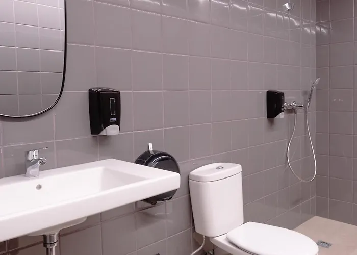 Lamia Bbk Women Hostel-solo Mujeres Bilbau