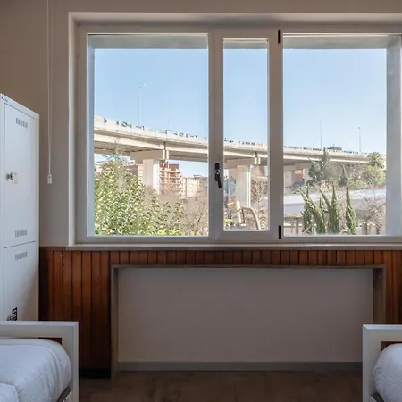 Lamia Bbk Women Hostel-solo Mujeres * Bilbao