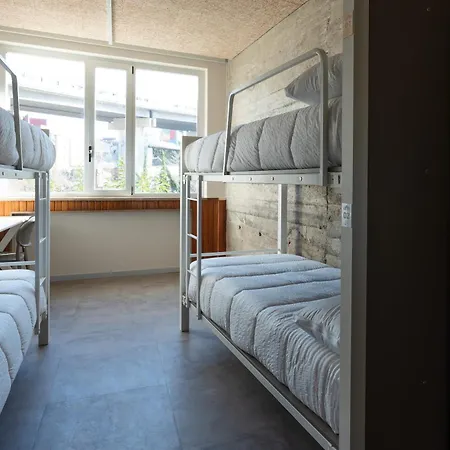 Lamia Bbk Women Hostel-solo Mujeres Ostello Bilbao