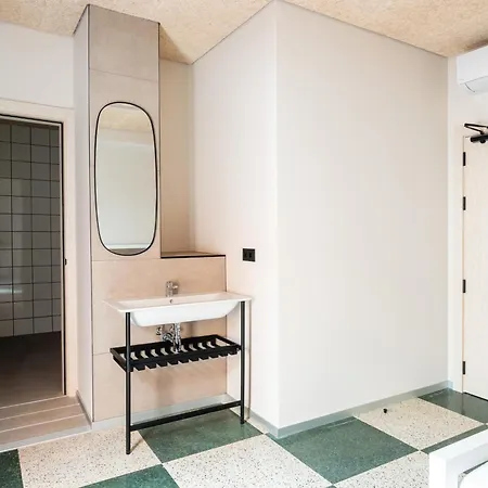 Lamia Bbk Women Hostel-solo Mujeres Бильбао