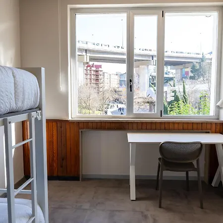 Lamia Bbk Women Hostel-solo Mujeres